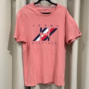 Tommy Hilfiger Pink Men's T-Shirt Size L Preloved